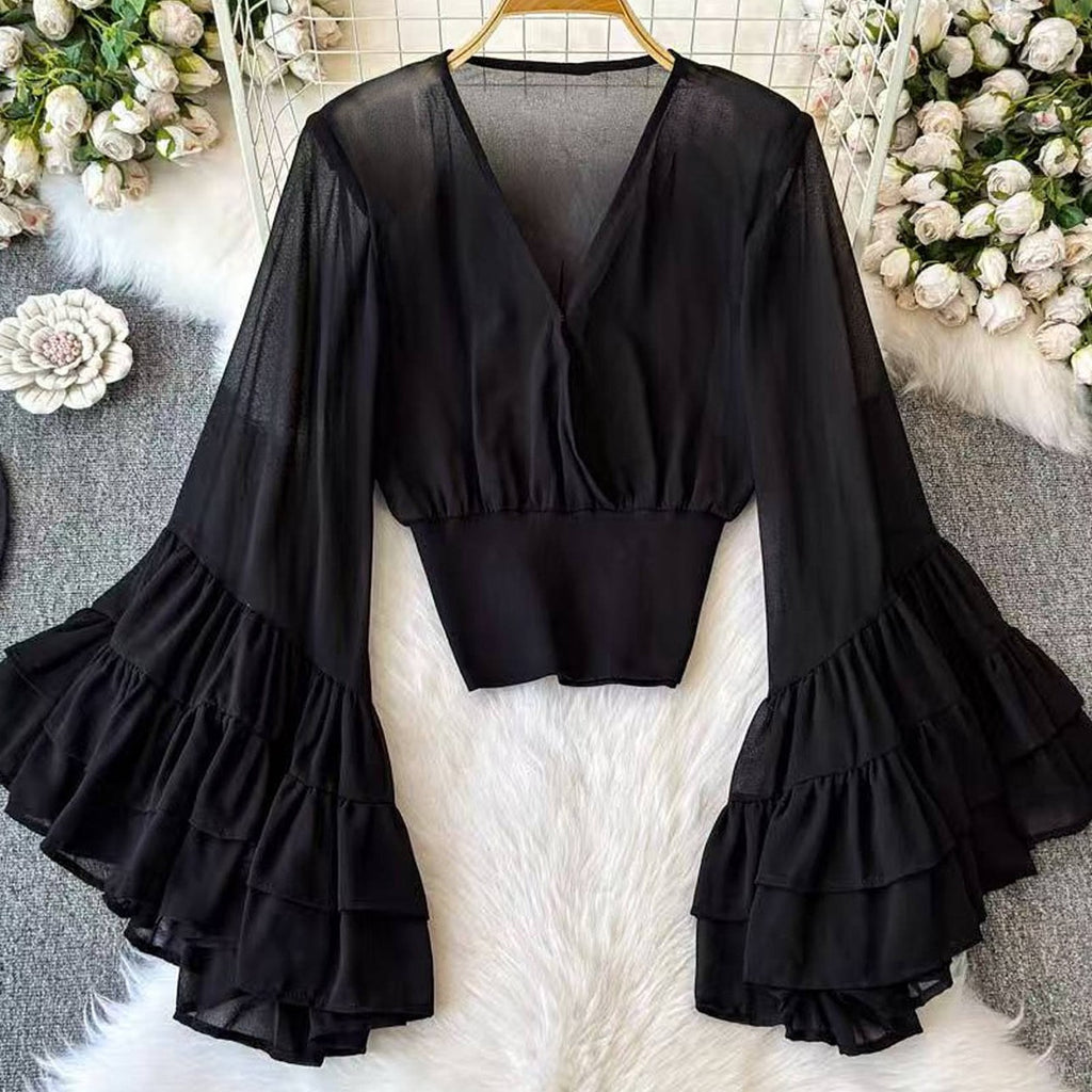 Ultra-girly Deep V-neck Figure-flattering Flared Sleeves